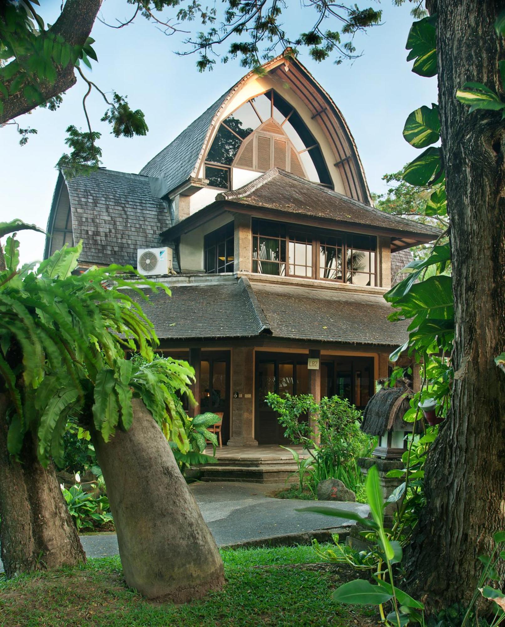 Hotel Vila Lumbung Seminyak Exterior foto